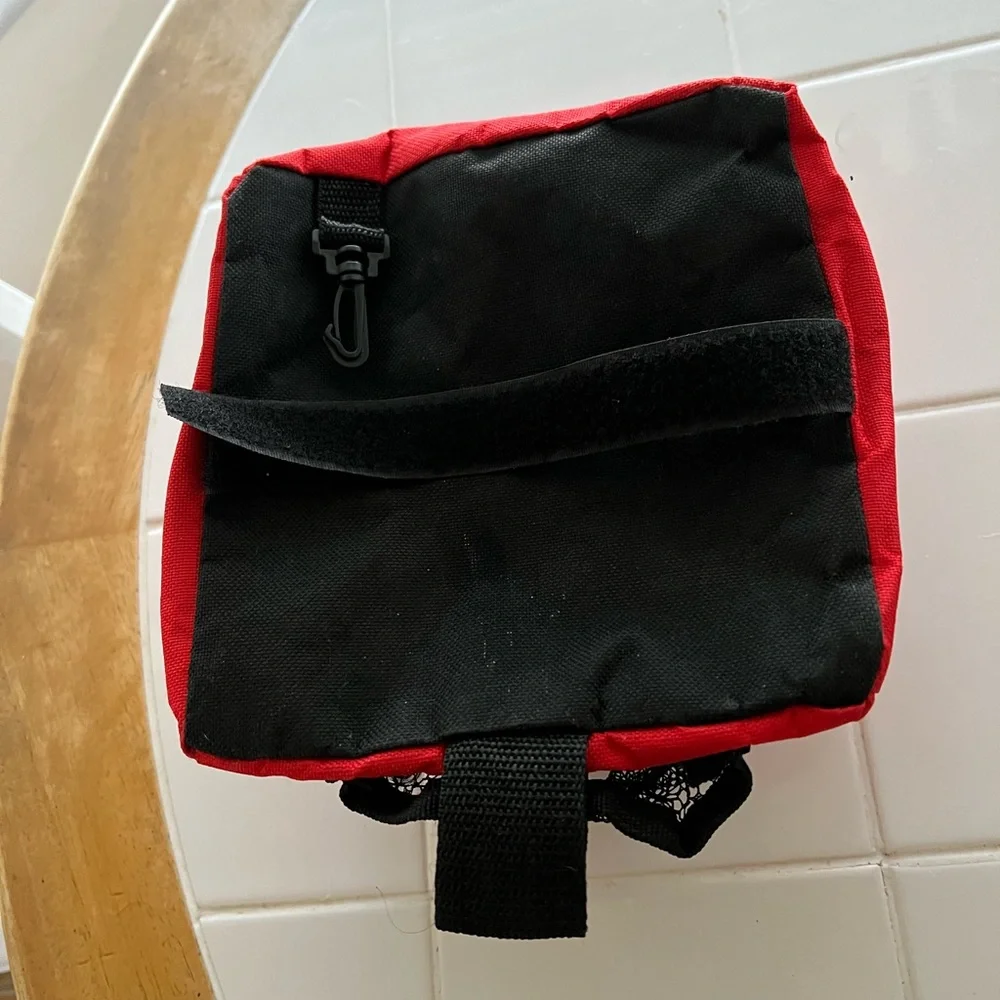 Milk-Bone Collapsable Treat Bag
